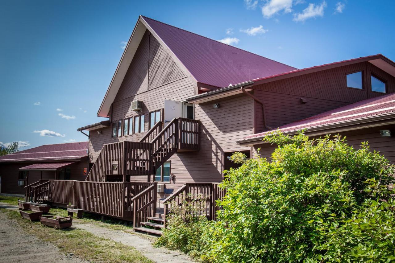 Bedrock Motel Mayo Exterior photo